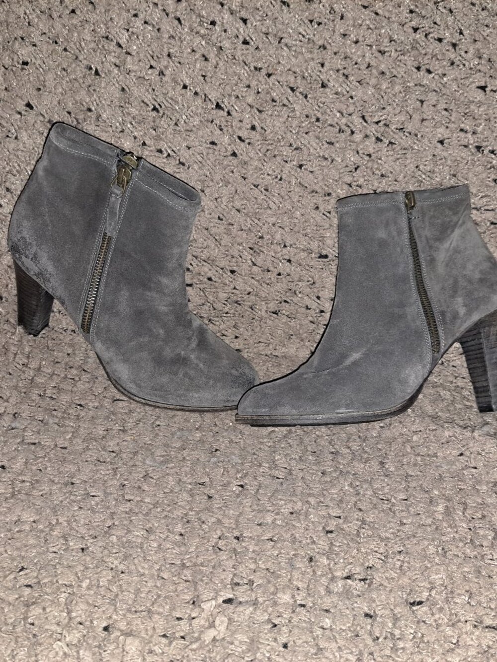 N.D.C. BEYOND-Handmade Gray Suede Ankle Booties-Double Zip-Sz 37-Excellent